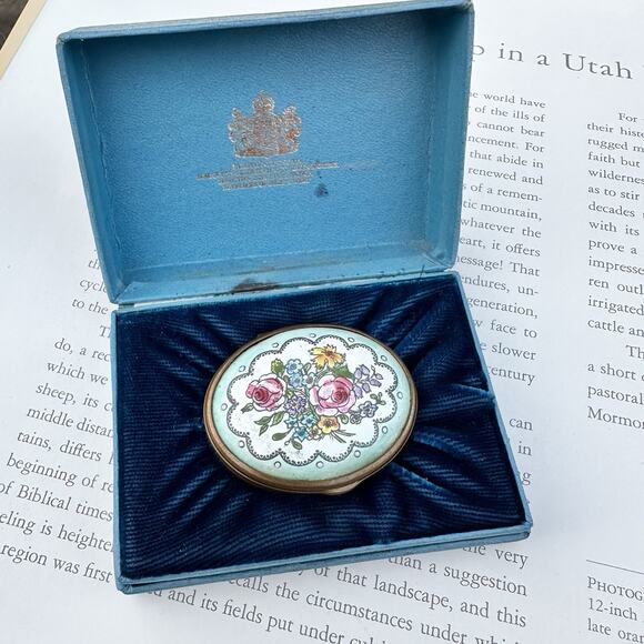 Halcyon Days Bilston Battersea Floral Enamel Snuff Trinket Pill Box Original - Picture 8 of 12